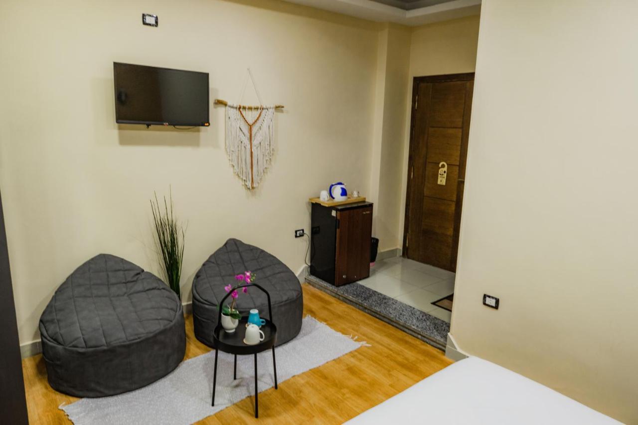 Capital Plaza Hotel 3*